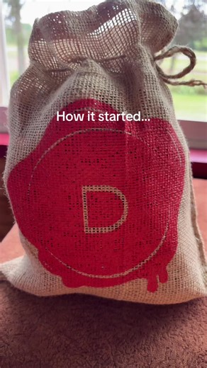 Have you ever had a gemstone sifting experience? Give the experience of sifting and searching for raw gemstones- and ID them with the identification guide! #gemstoneslovers #rawgemstones #geodes #quartzcrystal #agates