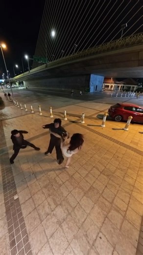 KT KRATAE on Instagram: "You know , THIS IS MUAY THAI 👊🏻 👠"