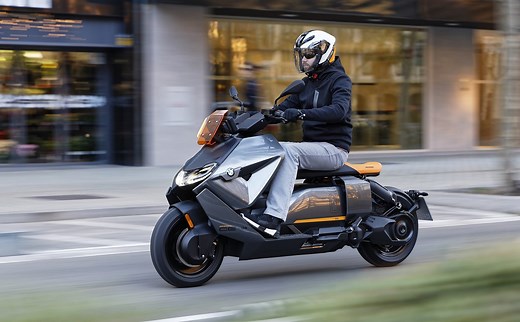Essai du nouveau scooter électrique BMW CE-04 : notre avis au guidon