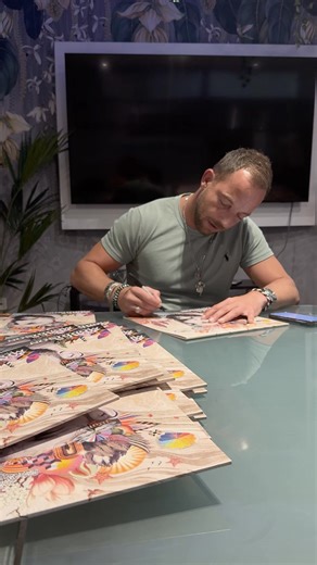 11 reactions | My brand-new studio album Fight Another Day drops 3rd October. Pre-order now and be the first to hear it! | James Morrison | Facebook