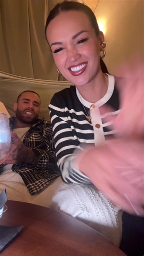 Un Beso en Roma: La Magia de Italia