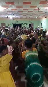 12K views · 353 reactions | Prince Samuel au micro bientôt en concert LIVE Psaumes, 150:6 - Que tout ce qui respire loue l`Éternel! Louez l`Éternel! | Espace promotion TV | Facebook