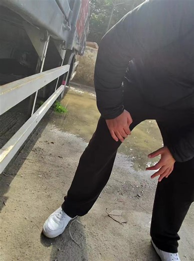 جولة تفقدية قبل الانطلاق باستخدام إيفيكو