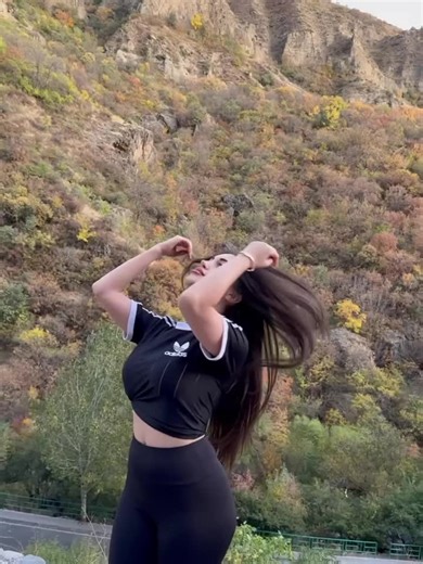 Ləman🤍 (@lemanaliyevha)’s videos with Vusal Eliyev Gel Yanima Remix - Ibrahim Sintezator