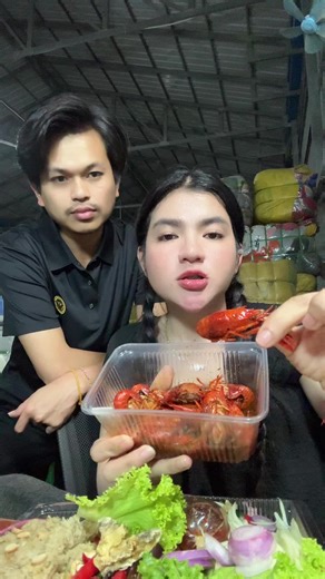 វីដេអូ​របស់ Oun Navin2✅ (@oun.navin2) ជាមួយ original sound - Oun Navin2✅