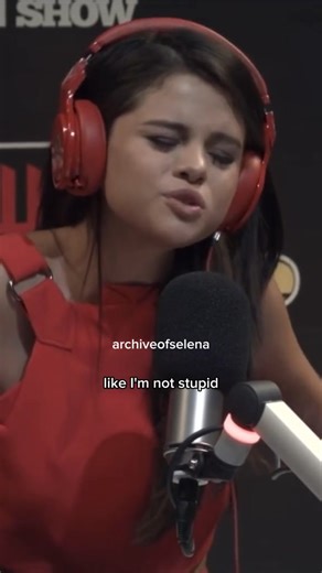 1.3K views · 89 reactions | So scary  #selenagomez #paparazzi #stalker #interview #weird #fyp #viral | Selebriti updute | Facebook