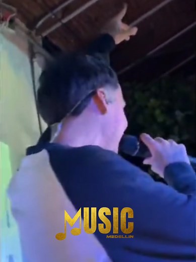 Blessd y el Poblado: Un Remix Inolvidable