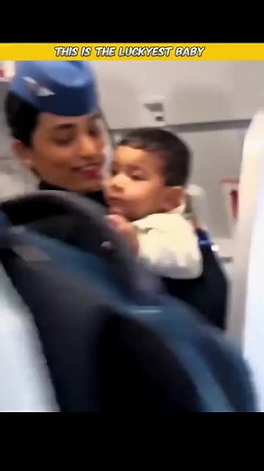 Dunia ka sab se lucky baby — surprising baby facts