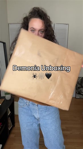 🖤Check out the Boxer-13 Black. 🖤 @Demonia Cult #demonias #demoniaboots #demonia #demoniaunboxing #unboxing #raveboots #raveshoes #festivalshoes #festivaloutfitinspo #techno