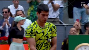 MATCH POINT: C. Alcaraz def. E. Ruusuvuori; Madrid 2R