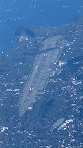 伊豆大島空港！#大島#空の旅 #travel