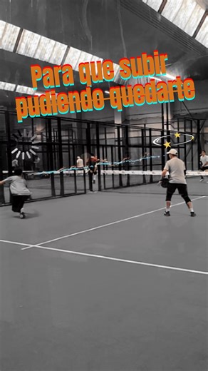Lucky on Instagram: "Aunque bien es cierto que según vayáis subiendo el nivel y según qué estrategias necesitéis en un partido no siempre váis a subir y bajar a la vez lo óptimo si lleváis poco jugando es que tu compi y tu vayáis de la mano. Es decir si él sube tienes que subir con él y si él está en defensa por qué le han tirado un buen globo deberías bajar con el, de esta manera os desordenaréis mucho menos y será más difícil que el rival pillé mal colocado a cualquiera de los dos… #los100deko