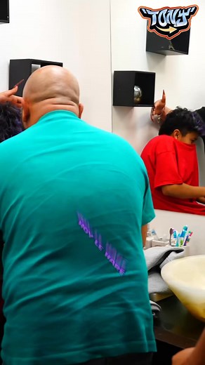 71K views · 2.5K reactions | EL APAPI LLORRO CON ESTA BROMA!! #reels2025 #fbreels #BOOMchallenge #done #fbreels #fb #viralreel #fypシ | Tony.Piculinn | Facebook