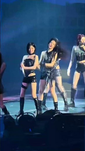 BABYMONSTER performs BATTER UP in Macau #kpop #babymonster #batterup #choom