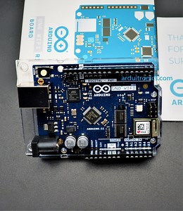 Arduino Uno Wifi Rev2 (อ่านค่า gyroscope และ accelerometer ที่ติดมากับบอร์ด)