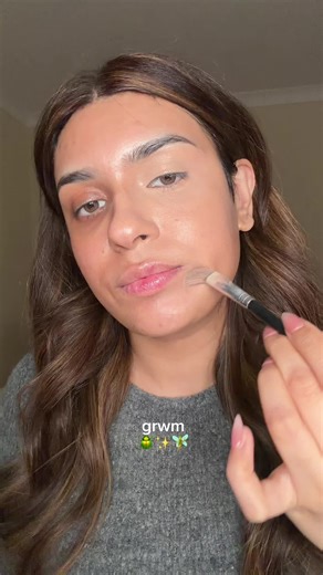 Flawless Makeup Tutorial: Master Full Glam Techniques