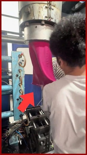 Satisfying Blow Molding Process You Need to See! 😌⚙️ #youtube #youtubeshorts #diy #new