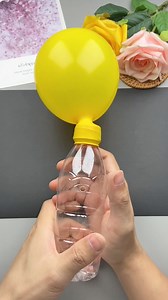 1.9M views · 10K reactions | You can use a bottle to make a balloon pump. #Parent-childcraft #Homemadetoys #Kindergartencraft #DIYcraft #Creativecraft #Funwithkids #Easycrafts #Recycledmaterials #Balloonpump #Bottlecraft | paper craft ideas | Facebook