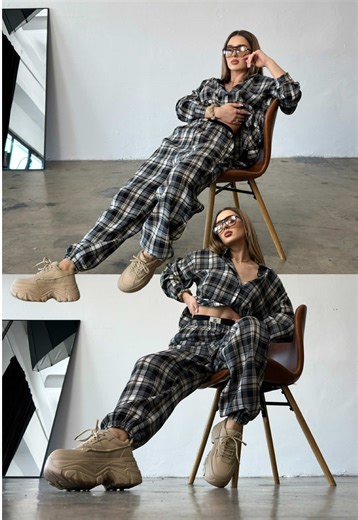 GO CRAZY! (About this set!)🫣 BG PATTERN UNI x BG FRIDAY 🤍wygodniejszego i bardziej stylowego setu nie znajdziecie! Oversizowy krój, kraciasty pattern i totalna wygoda. Brać i się nie zastanawiać.🧐 #bgcouture #newdrop #odzieżdamska #matchingset #sprzedazhurtowa Polska Marka, szyte lokalnie, kolekcja ubrań basic, slow fashion, basic collection, sprzedaż hurtowa, koszula oversize, casual style