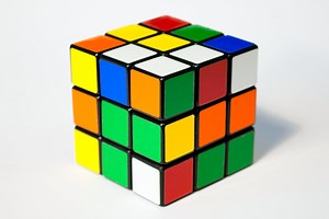 How the Rubik's Cube puzzle toy became a worldwide sensation - Click Americana