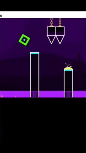 Made Geometry Dash in Scratch! 😱 | Scratch Game | #shorts#scratch #Coding‪@MrBeastGaming‬