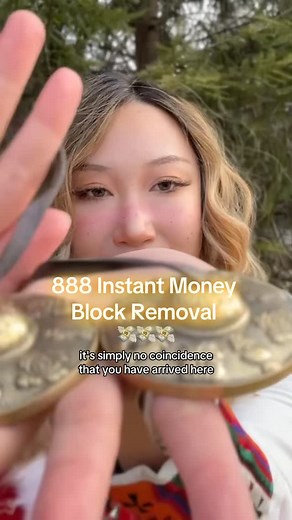 Xynthia Nilsen | Reiki Healing | 💸 Money Block Remover ASMR 💸 ✨ How to Remove Money Blocks and Attract Abundance: 1️⃣ Identify Limiting Beliefs Write down thoughts like... | Instagram