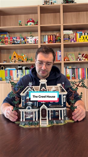 This set has the best LEGO Technic mechanism I've ever seen. We get 13 minifigures featuring the main characters from season 5. Holly is by far the most impressive to me, with Vena coming in second. The only downside I see with this set is the two sheets of stickers, some of which were pretty hard to align. #lego #strangerthings5 #fyp #strangerthings