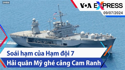 Soái hạm USS Blue Ridge của Hạm đội 7 Hải quân Hoa Kỳ và tàu Tuần duyên Waesche hôm 8/7 đã cập Cảng Quốc tế Cam Ranh, tỉnh Khánh Hòa, trong chuyến thăm kéo dài năm ngày, Đại sứ quán Mỹ ở Hà Nội ra thông cáo báo chí cho biết. Xem chi tiết: https://bit.ly/voatvfb4 Tin tức đáng chú ý khác: Chủ tịch nước Tô Lâm sắp có chuyến công du nước ngoài đầu tiên. Báo cáo viên LHQ lo ngại khả năng ông Y Quynh Bdap bị Thái Lan áp giải về Việt Nam. Nga phóng loạt phi đạn vào Ukraine giữa ban ngày, ít nhất 36 ngư