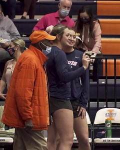 4.4M views · 10K reactions | "We need to bring the juice. The juice of a beefy, filet mignon, medium rare." - Ellie Holzman | Fighting Illini Volleyball | Facebook