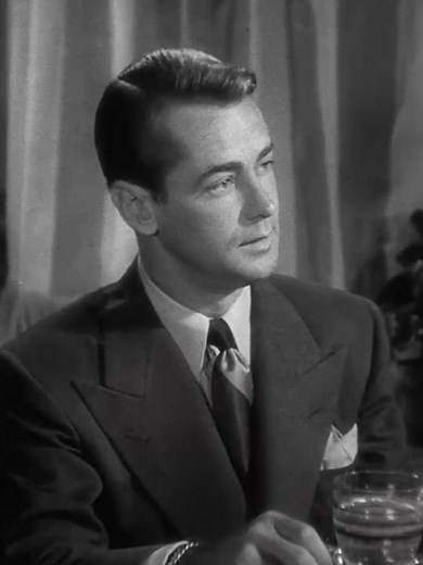 Alan in The Blue Dahlia (1946) #alanladd #noir #thebluedahlia #movie #noirfilm #filmnoir
