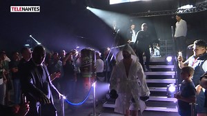 DAVID PAPOT, UN CHAMPION PAS COMME LES AUTRES On le présente comme le meilleur boxeur de l’histoire de la Loire-Atlantique. A 31 ans, le Nazairien David Papot Officiel est le champion du monde IBA des mi-moyens. Un titre qu’il a conservé ce samedi soir au zénith de Nantes. En 27 combats professionnels, le boxeur n’a encore jamais connu la défaite. Portrait d’un champion pas comme les autres. | Télénantes