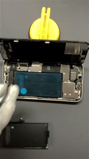 Swollen Battery Fixed – iPhone 13 Saved ✅