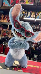 Sold Out Frenzy! There's a Reason, Right? #HotToys #Stitch #Stitch