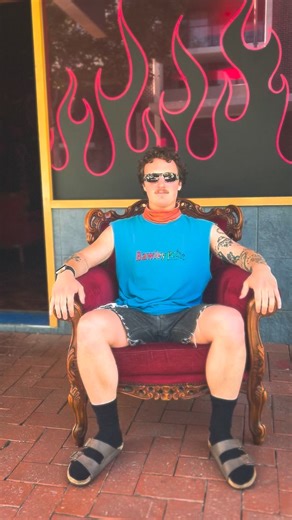 After a big weekend selling burgers, we are on a race against the clock to get out of here early. Don’t forget for 20% off use the code: CHEERSTOTHEWEEKEND Order via the link in bio | Papi's Social Club