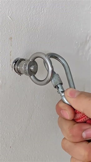 Lock It In. Lift With Confidence.