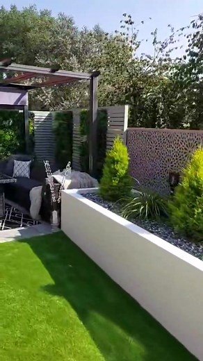 Small Garden Makeover and Backyard Fence Design Ideas