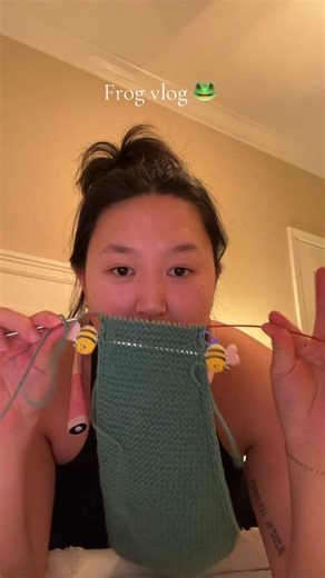 Successful Frog Progress on Sophie Scarf