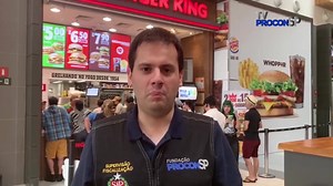 14K views · 222 shares | Empresas apresentaram problemas na oferta de lanches durante a Black Friday e responderão a processos administrativos. O consumidor com problemas na Black Friday pode acessar nosso site (www.procon.sp.gov.br) ou baixar o aplicativo para fazer sua reclamação. Veja o vídeo de Bruno Stroebel supervisor da fiscalizacão do @proconsp | Procon-SP | Facebook