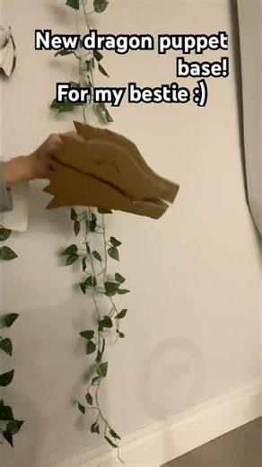 Cardboard #dragonpuppets base! #paperdragon #paperdragons #carboarddragon #wip