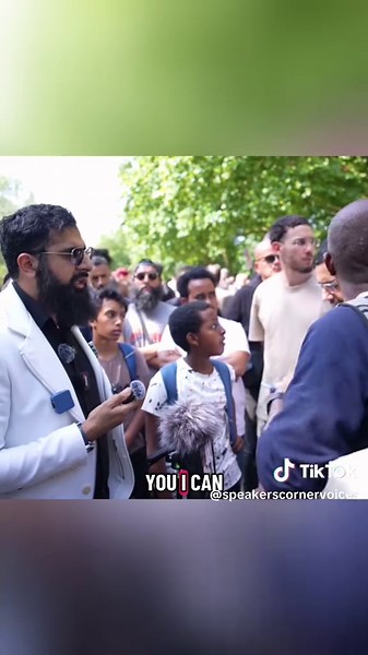 Christian and Muslim clash over logic at Speakers’ Corner. Who do you think made the stronger point? 👀🔥 #debate #christian #muslim #viral #fyp