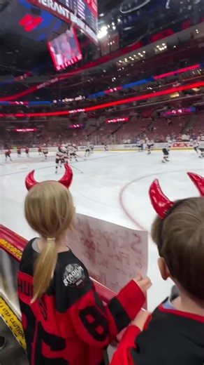 RAYKA on Instagram: "Girl Stops Her Favorite Player with a Sign and Fulfills Her Dream Photo! girl, favorite player, hockey player, sports star, dream comes true, amazing moment, touching story, fans, cheering, sign, long journey, school, dedication, child, passion, sports, gift, memory, unforgettable, interaction, admiration, real story, inspiring, emotional, present, friendship, championship, team, professional, fun moment, selfie, happy moment, victory, love for sports, childhood dream, happi