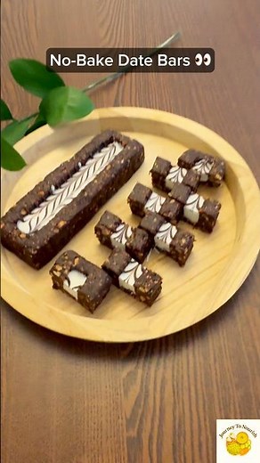 These Date Bars Turn Surprisingly Rich 👀