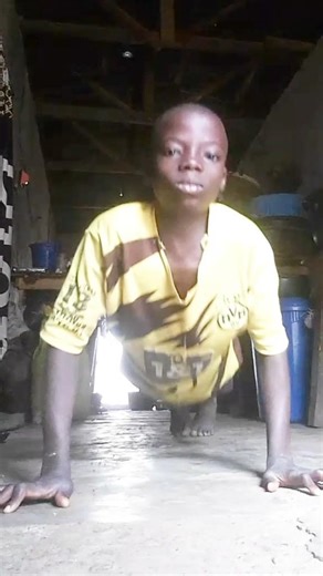 Let's Start with the push up 👌👍#motivation #backworkout #gymworkout #gymmotivation #shorts#short#gym