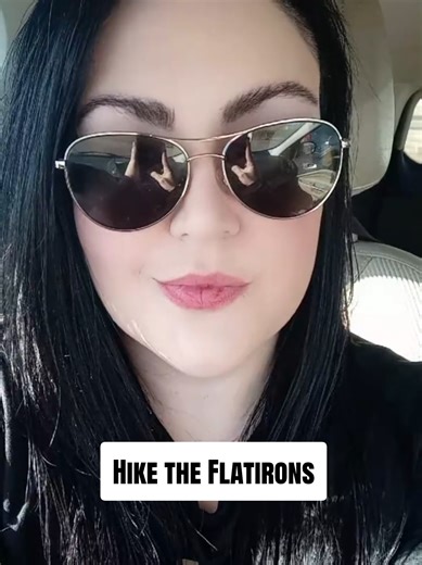 The Flatiron loop is a great, shorter hike at around 4 miles, near Boulder, Colorado. You can follow multiple trails around the area and continue even further in towards the mountains if you want a longer hike. The loop around the vista trail is mostly gravel until you get to the top where there are some rockier stretches. No snow today though, so no spikes needed 🙌🏻 I highly recommend this as a great morning or evening hike. It's just a little over 30 minutes from Denver. 🩵 #hiking #hikinggi