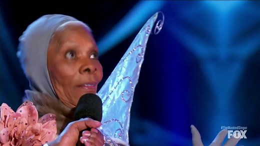 The moment Dionne Warwick is revealed on The Masked Singer