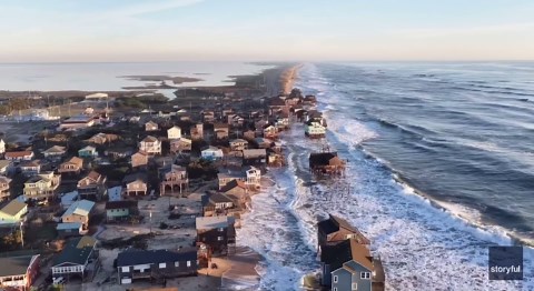 Water Crashes Into Outer Banks Properties Following 10th Home Collapse in a Month
