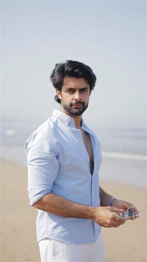 Vaibhav Keswani on Instagram: "Chasing fitness goals outdoors? Don’t let pollution chase your skin! 🏃‍♂️🌿 I swear by Cetaphil Hydrating Foaming Cream Cleanser — it gently removes dirt, sweat & pollution without drying out the skin. 💦✨ Whether it's a jog, stretch, or bodyweight grind — this cleanser keeps your post-workout glow intact. 💪🌞 Galderma data on file [RD.27.SPR.204924] #CetaphilSkincare #HydrateAndGlow #OutdoorWorkoutSkinCare #DermatologistRecommended #CetaphilCleanser #Ad"