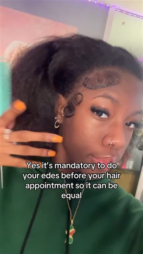 ♛ ᴛʜᴇᴘʀɪɴxᴇꜱꜱᴇꜰꜰᴇᴄᴛ ♛ | They look like cousins when it has no product 😂 #hair #edges #tutorial #viralreels❤️ #dmvhairstylist #relatables #viralpost | Instagram