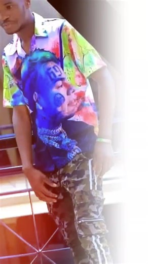 allanhavert29 (@allanhavert29)’s videos with wat do u say - Èmà🥼