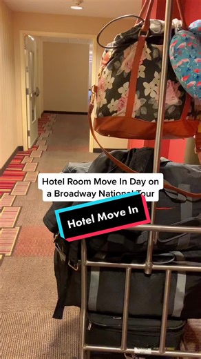 Always pack things that remind you that you’re in a home and not in temporary hotel #lionkingtour #tourlife #hotellife #broadwaynationaltour